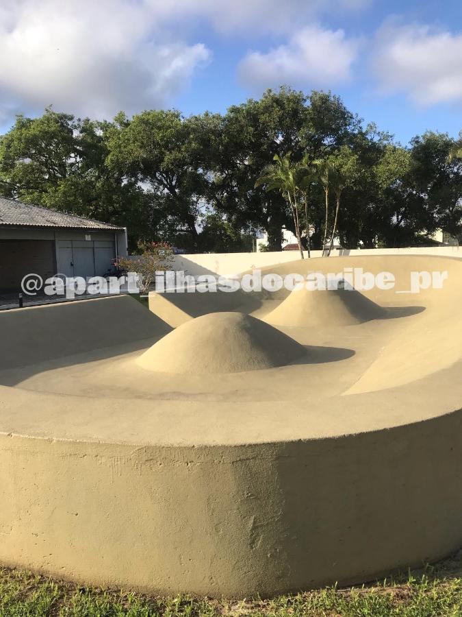 Apto Cond Ilhas Do Caribe - Pr - Beira Mar Matinhos Exterior photo