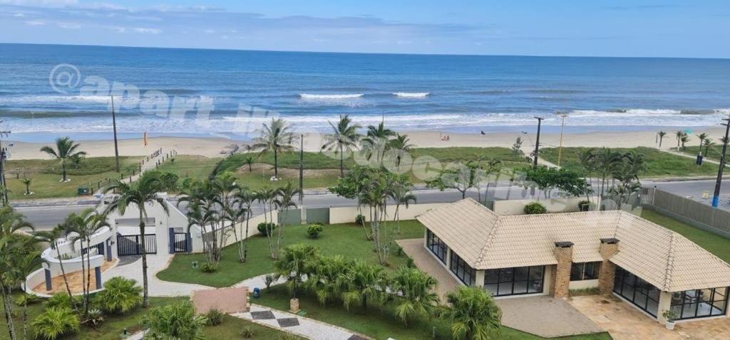 Apto Cond Ilhas Do Caribe - Pr - Beira Mar Matinhos Exterior photo